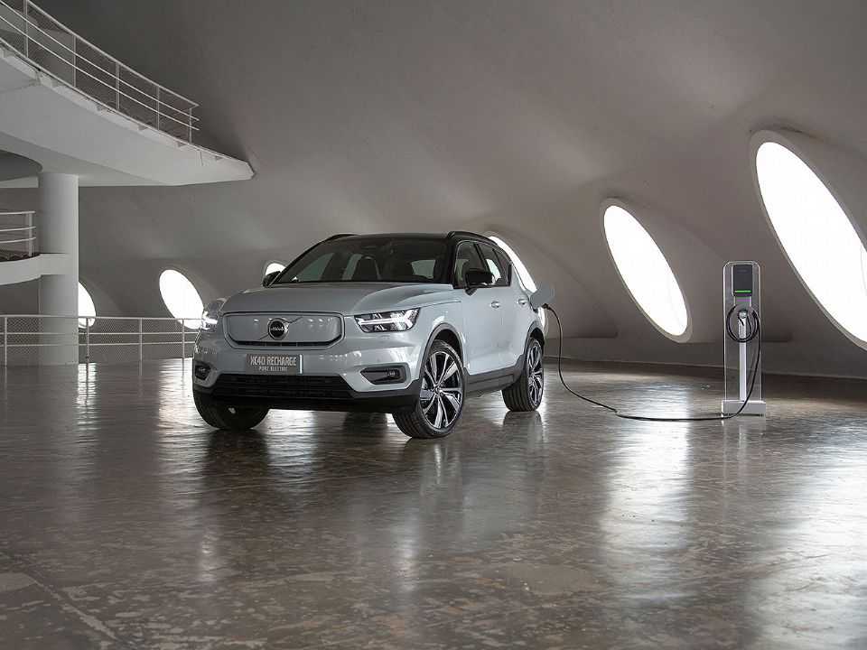 Volvo�XC40 2021 - �ngulo frontal