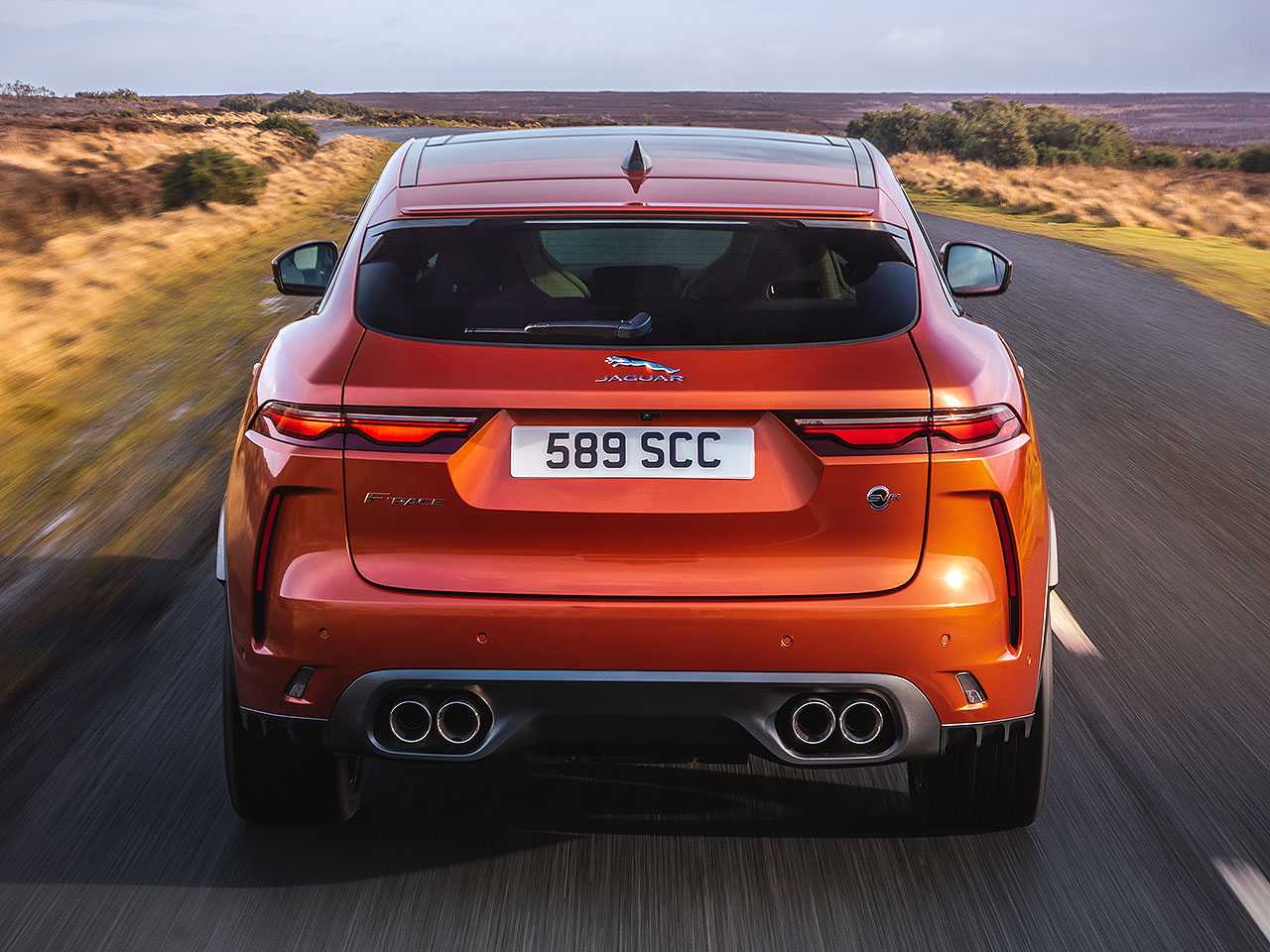 Jaguar�F-Pace - Foto 10 de 41 - 1600 x 1200 pixels2021 - traseira