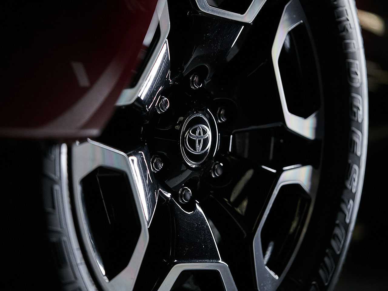 ToyotaHilux 2021 - rodas