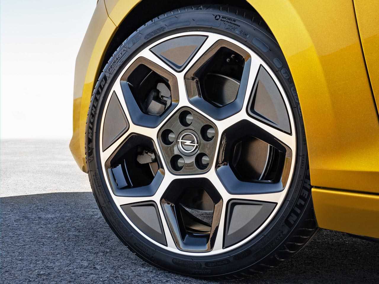 Opel�Astra - Foto 15 de 19 - 1600 x 1200 pixels2022 - rodas