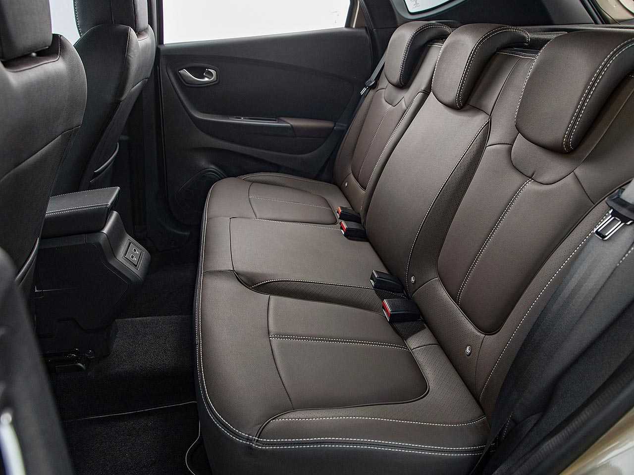Renault�Captur - Foto 3 de 68 - 1600 x 1200 pixels2022 - bancos traseiros