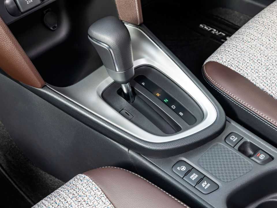 Toyota�yaris-cross 2021 - c�mbio