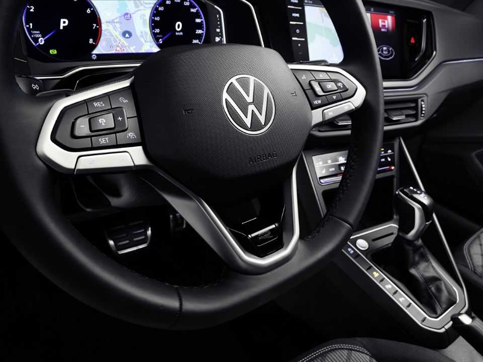 VolkswagenNivus 2022 - volante