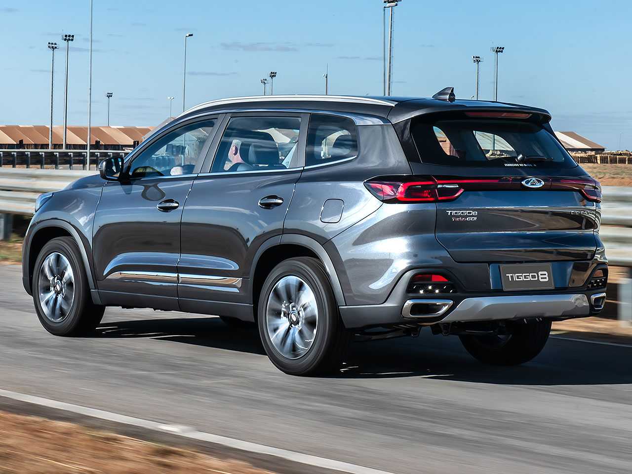 CAOA Chery�Tiggo 8 2021 - �ngulo traseiro