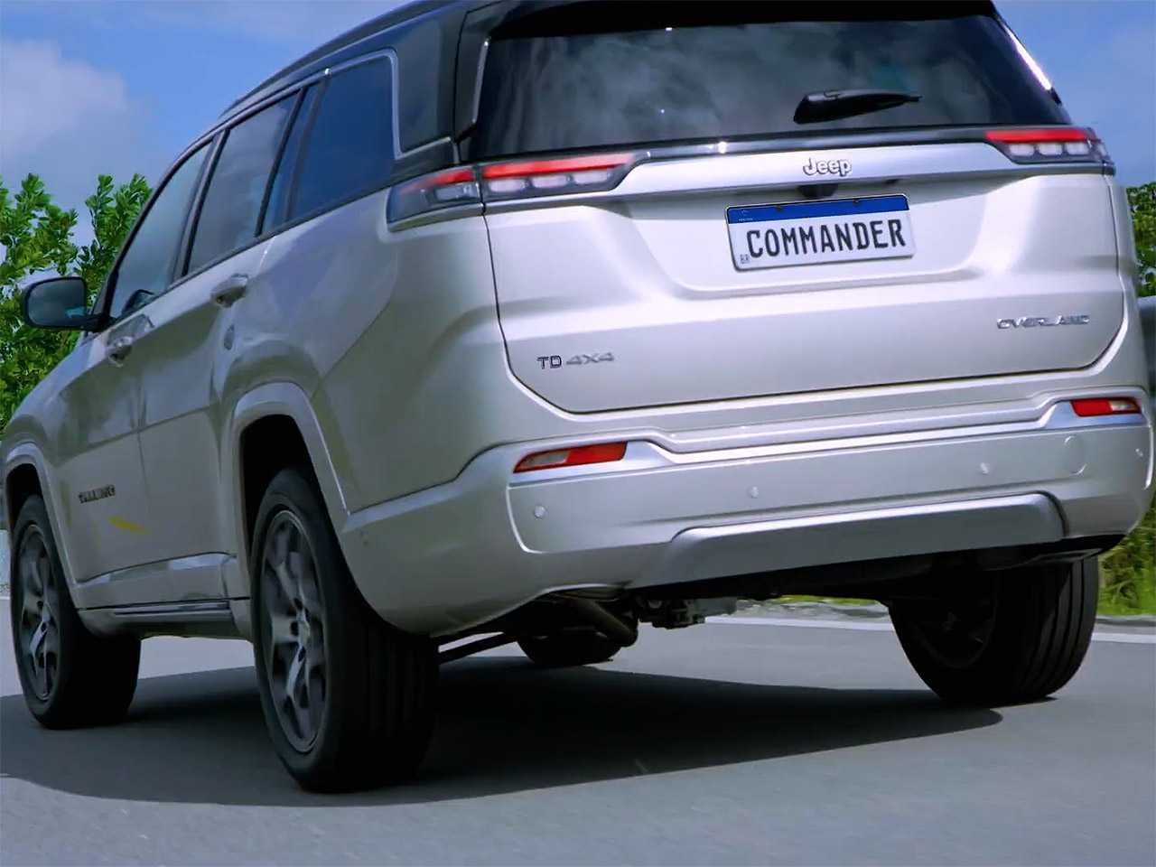 Jeep�Commander 2022 - �ngulo traseiro