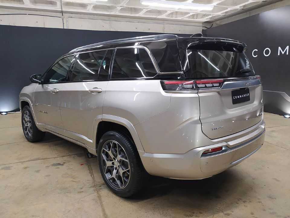 Jeep�Commander 2022 - �ngulo traseiro