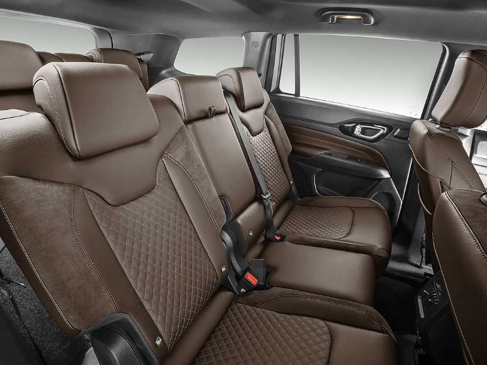 Jeep�Commander 2022 - bancos traseiros