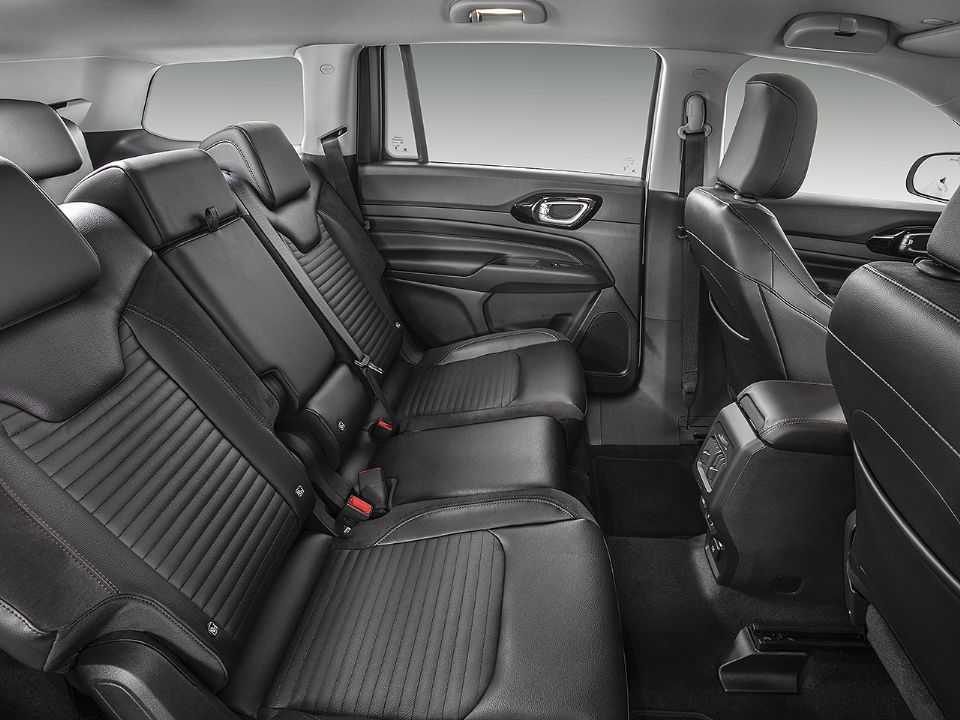 Jeep�Commander 2022 - bancos traseiros