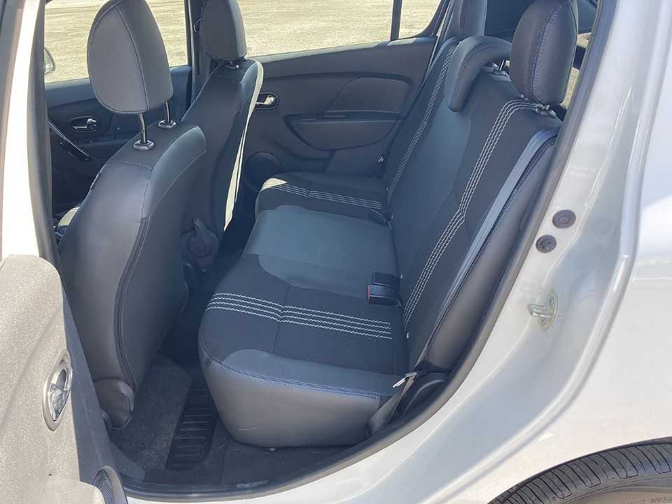 Renault�Sandero 2022 - bancos traseiros