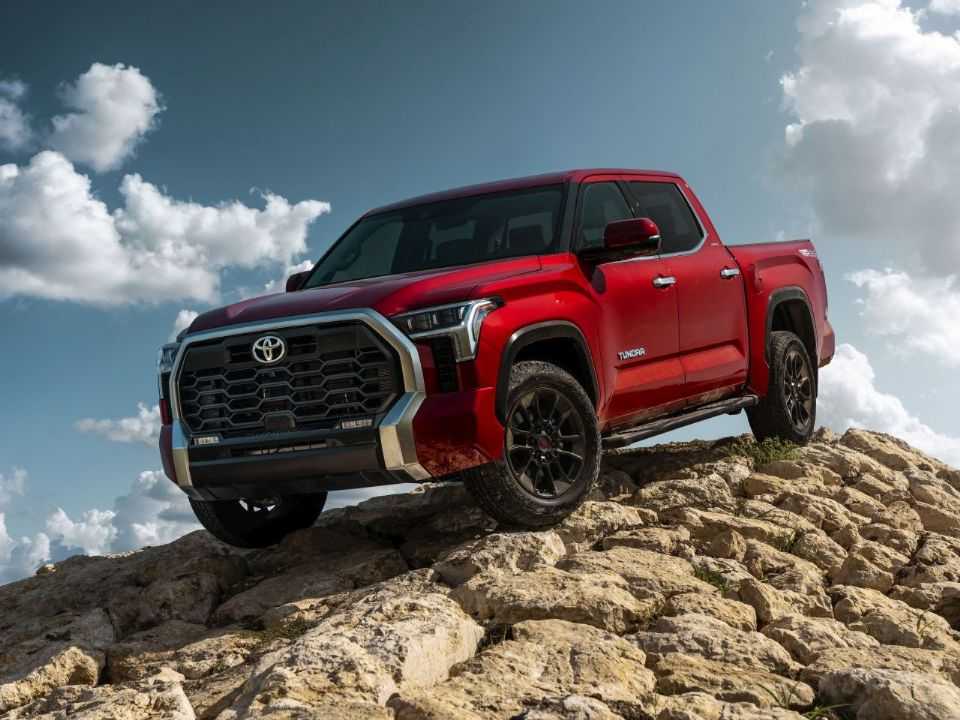 Toyota�Tundra 2022 - �ngulo frontal