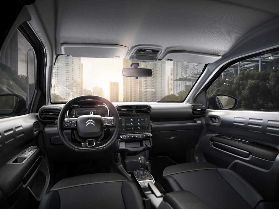 Citro�n�C4 Cactus 2022 - painel