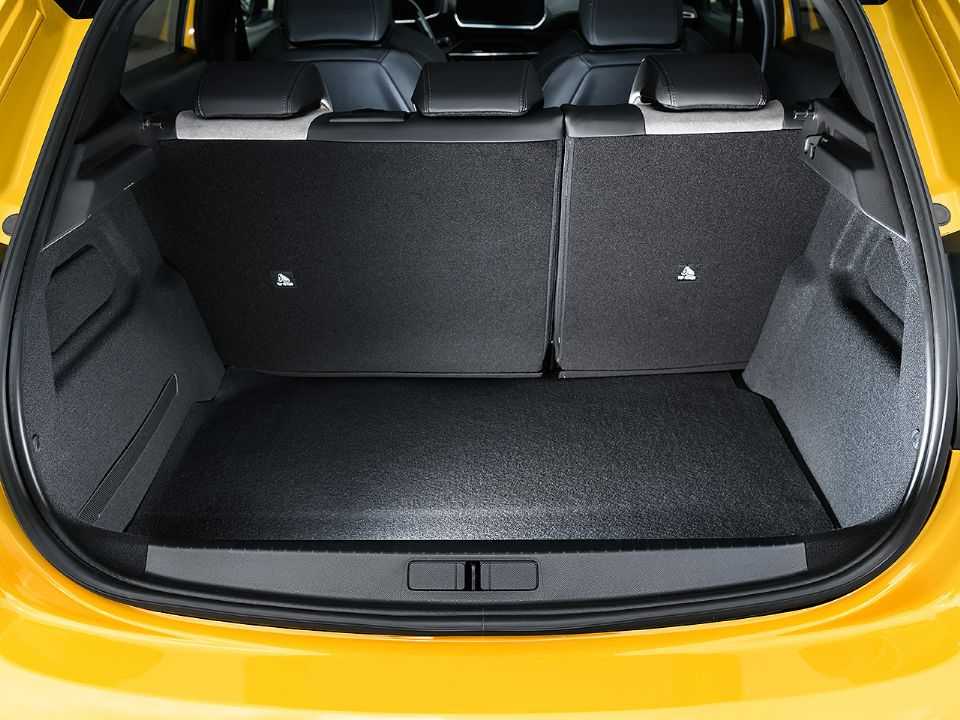 Peugeot�208 2022 - porta-malas