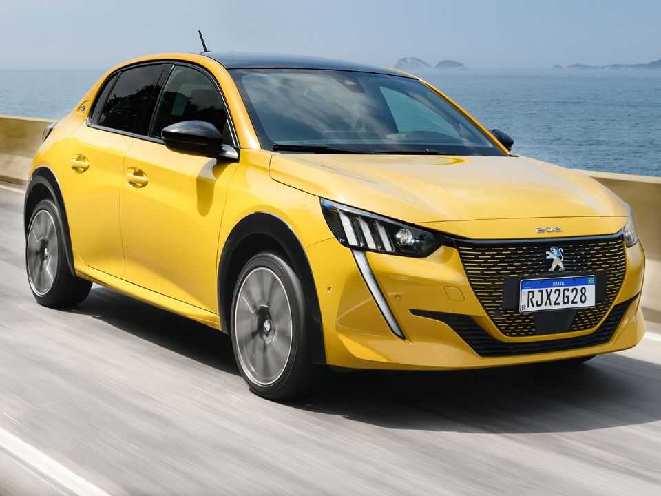 Peugeot e-208 2022