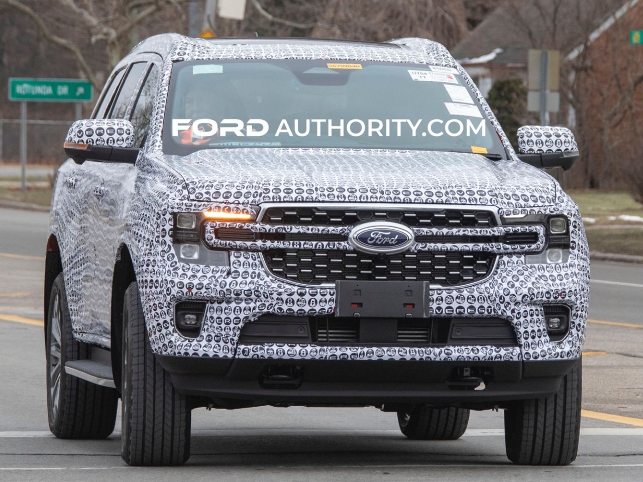 Ford Everest � flagrado em testes nos EUA