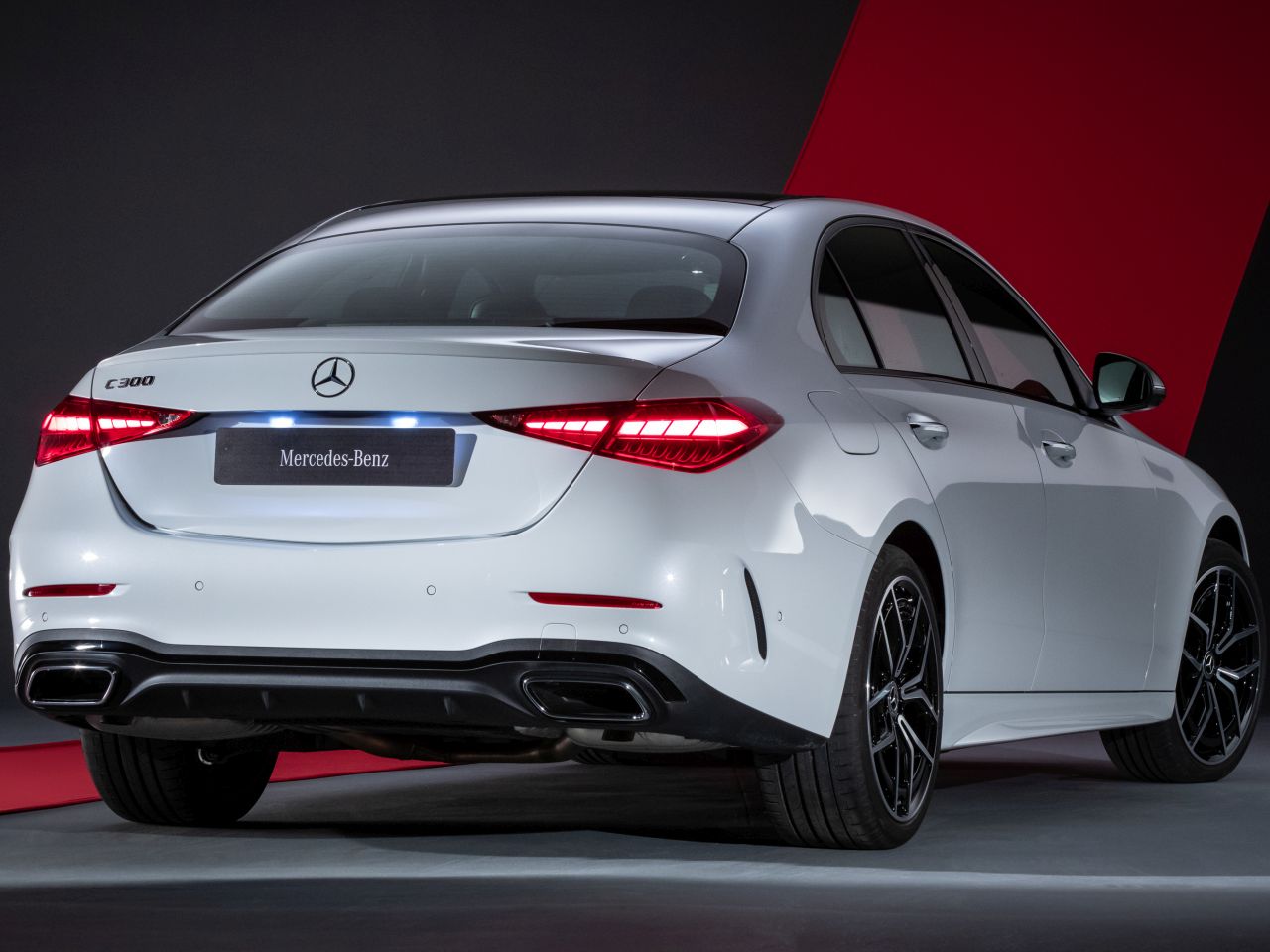 Mercedes-Benz�Classe C 2022 - �ngulo traseiro