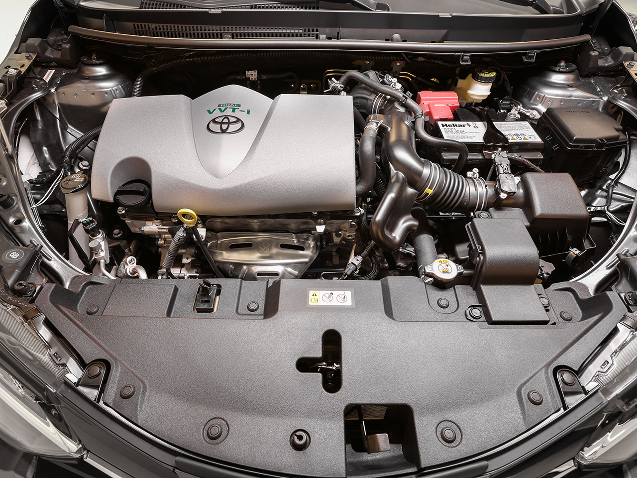 Toyota�Yaris Sed� 2023 - motor