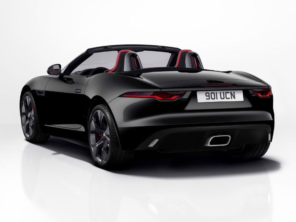 Jaguar�F-Type 2022 - �ngulo traseiro