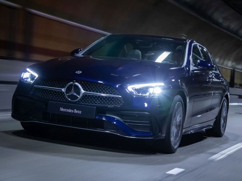 Mercedes-Benz�Classe C 2022 - �ngulo frontal