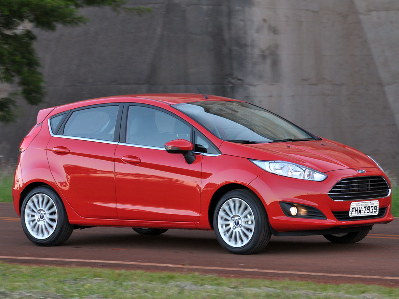 Ford�Fiesta - Foto 48 de 52 - 1600 x 1200 pixels2014 - �ngulo frontal
