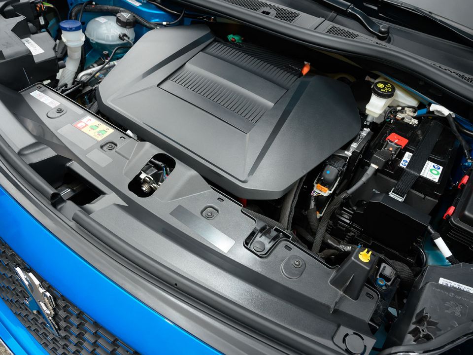 Peugeot�e-2008 2023 - motor