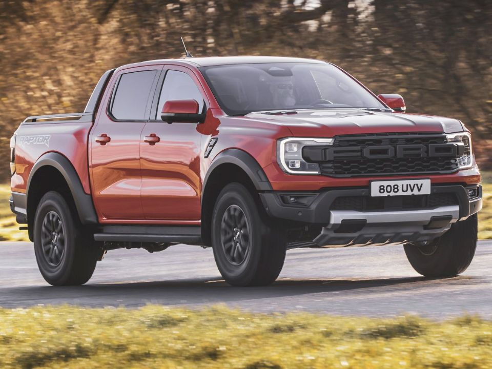 Ford Ranger Raptor é lançada com quase 300 cv