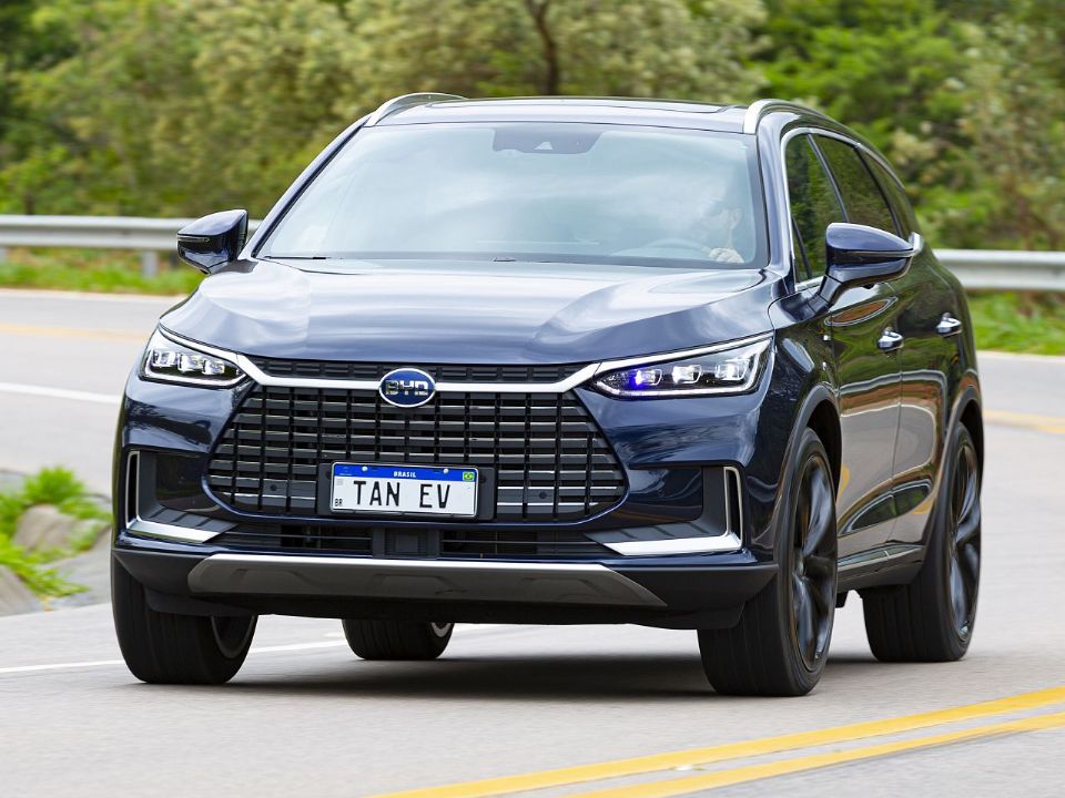 BYD�Tan 2022 - �ngulo frontal