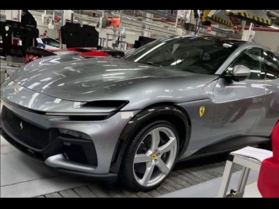 Revelado el primer teaser del SUV de Ferrari, el nuevo Purosangue