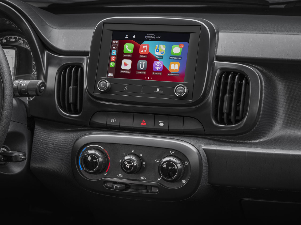 Fiat�Mobi - Foto 24 de 141 - 1600 x 1200 pixels2023 - console central