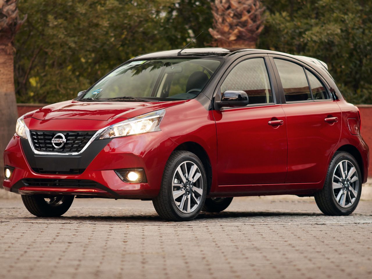 Nissan�March 2022 - �ngulo frontal