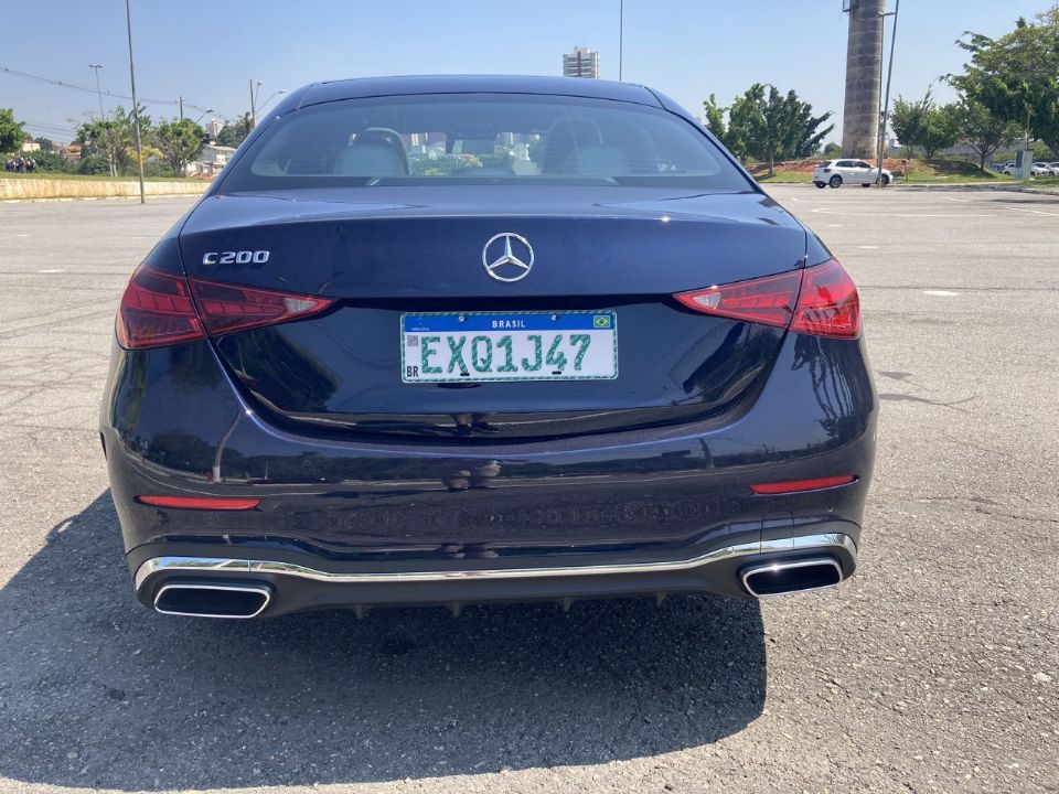 Mercedes-Benz�Classe C 2022 - �ngulo traseiro