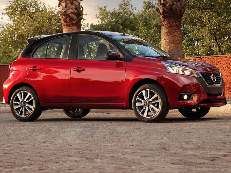 Nissan�March 2022 - �ngulo frontal