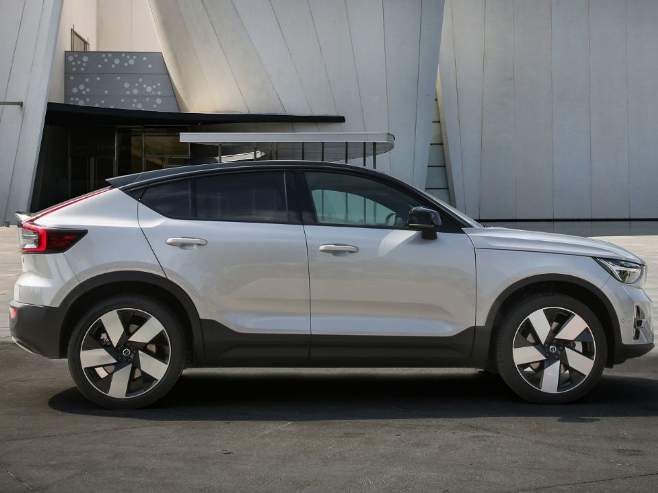Volvo�C40 2022 - �ngulo frontal