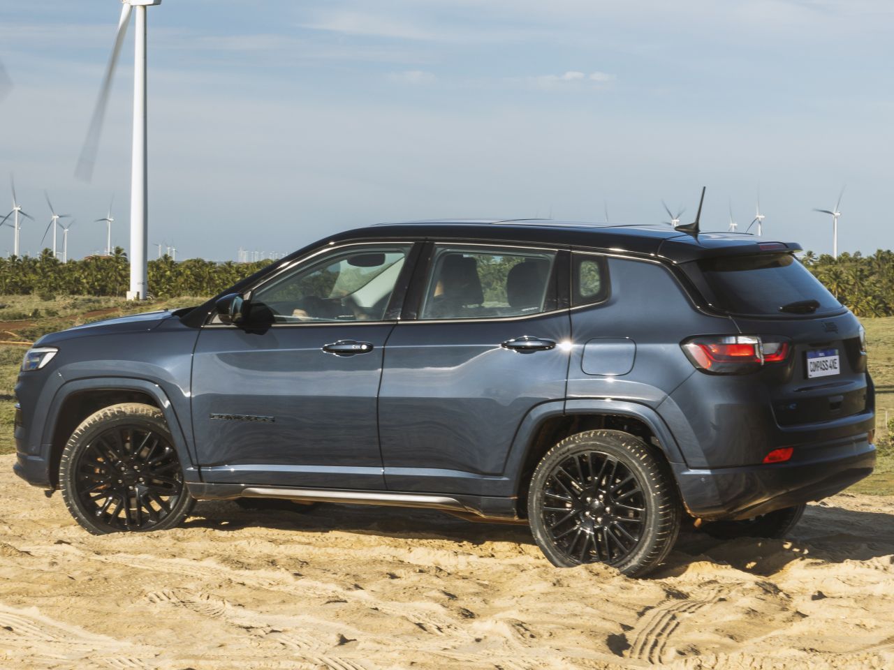 JeepCompass 2022 - lateral