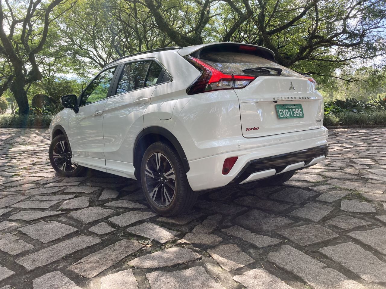 Mitsubishi�Eclipse Cross 2023 - �ngulo traseiro