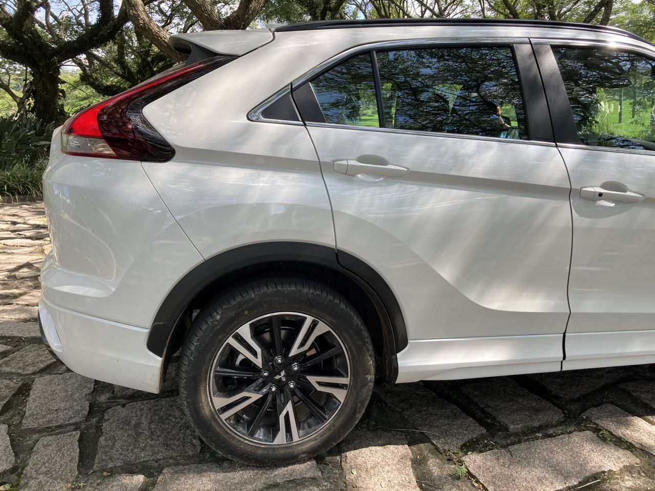 Mitsubishi�Eclipse Cross 2023 - lateral