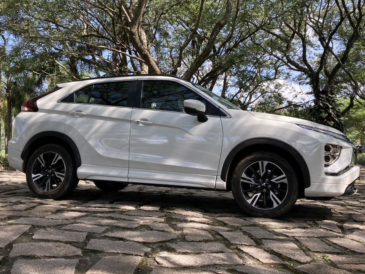 Mitsubishi�Eclipse Cross 2023 - lateral