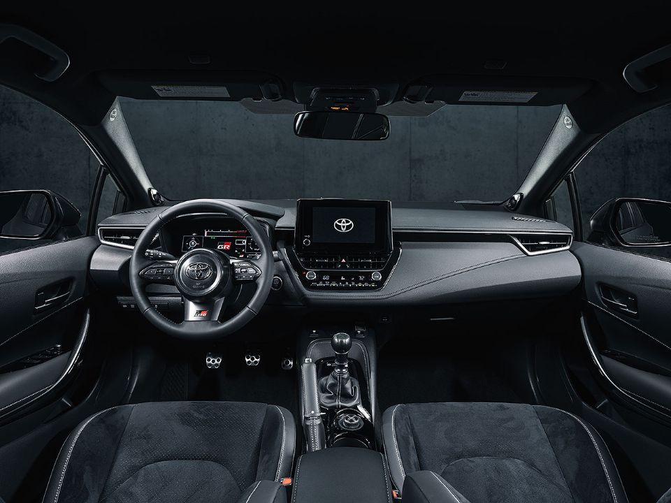 Interior do GR Corolla na versão Circuit Edition