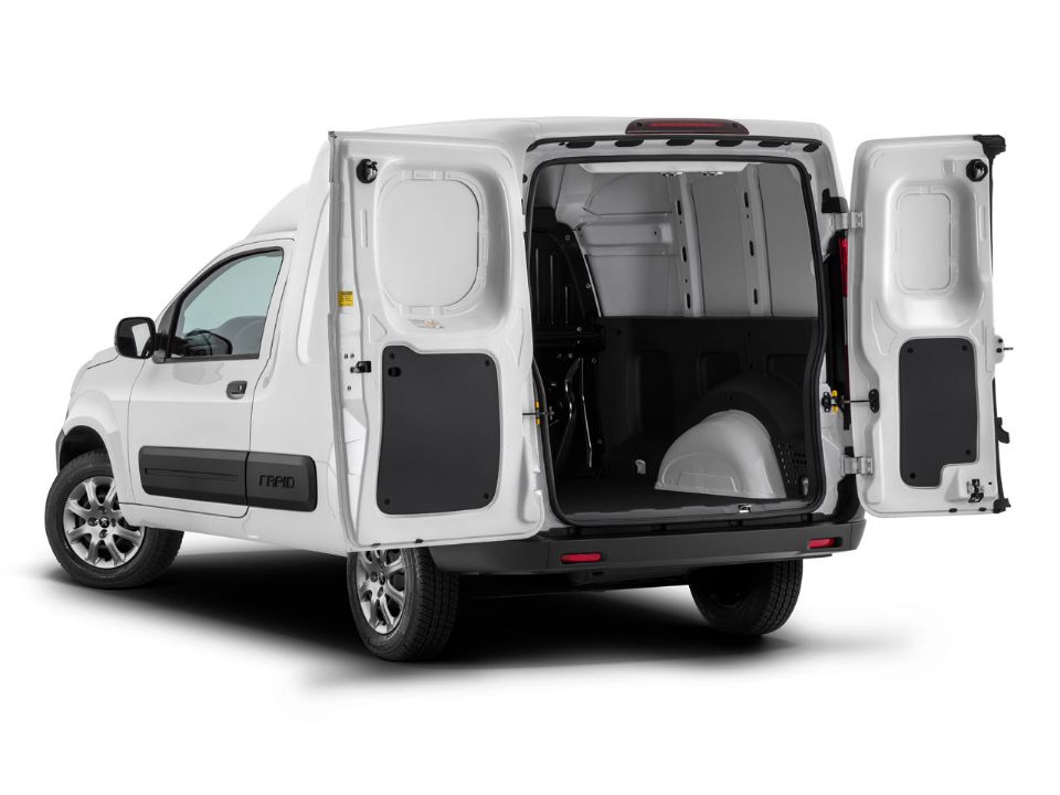 Peugeot�Partner Rapid 2023 - �ngulo traseiro