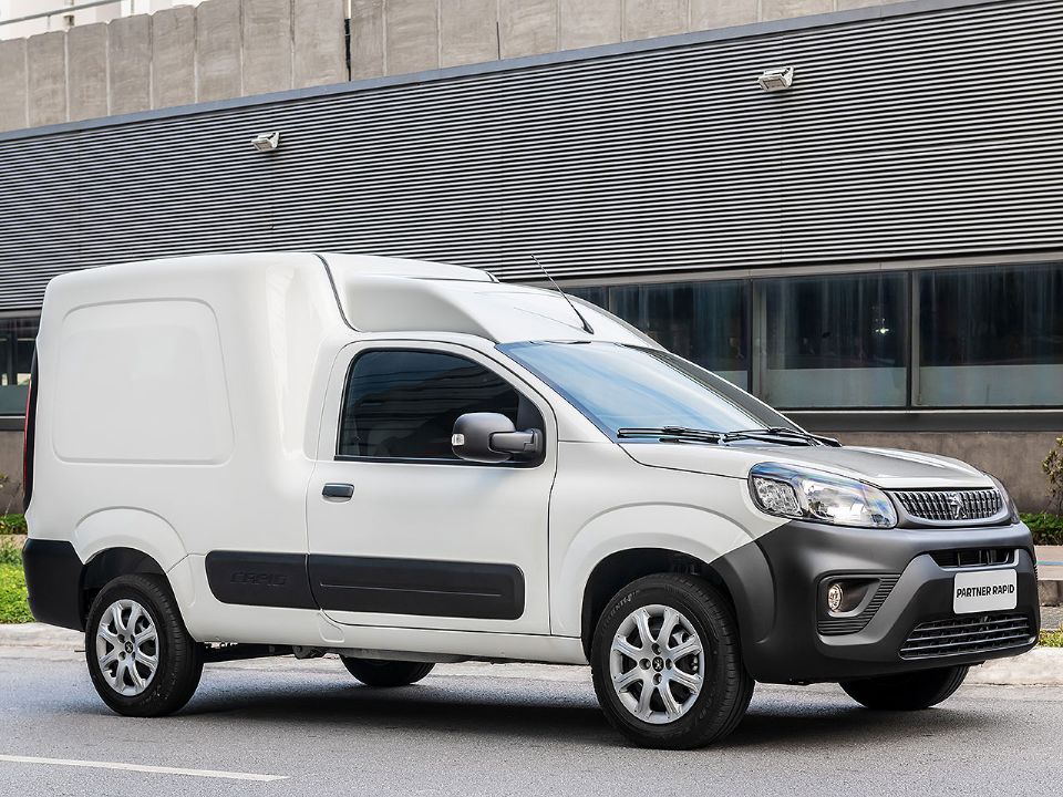 Peugeot�Partner Rapid 2023 - �ngulo frontal