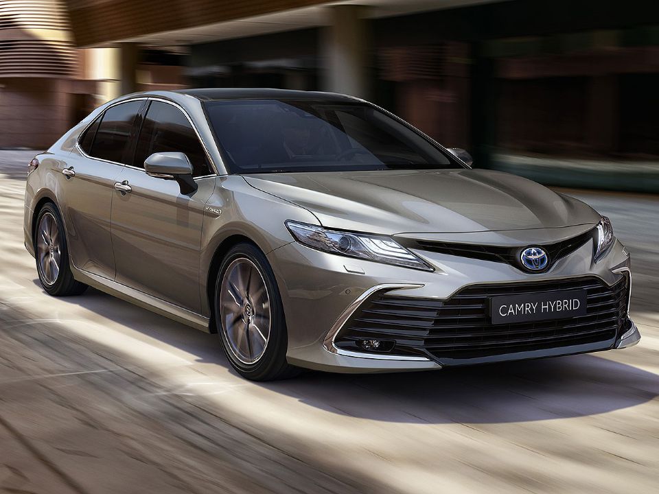 Toyota�Camry 2023 - �ngulo frontal