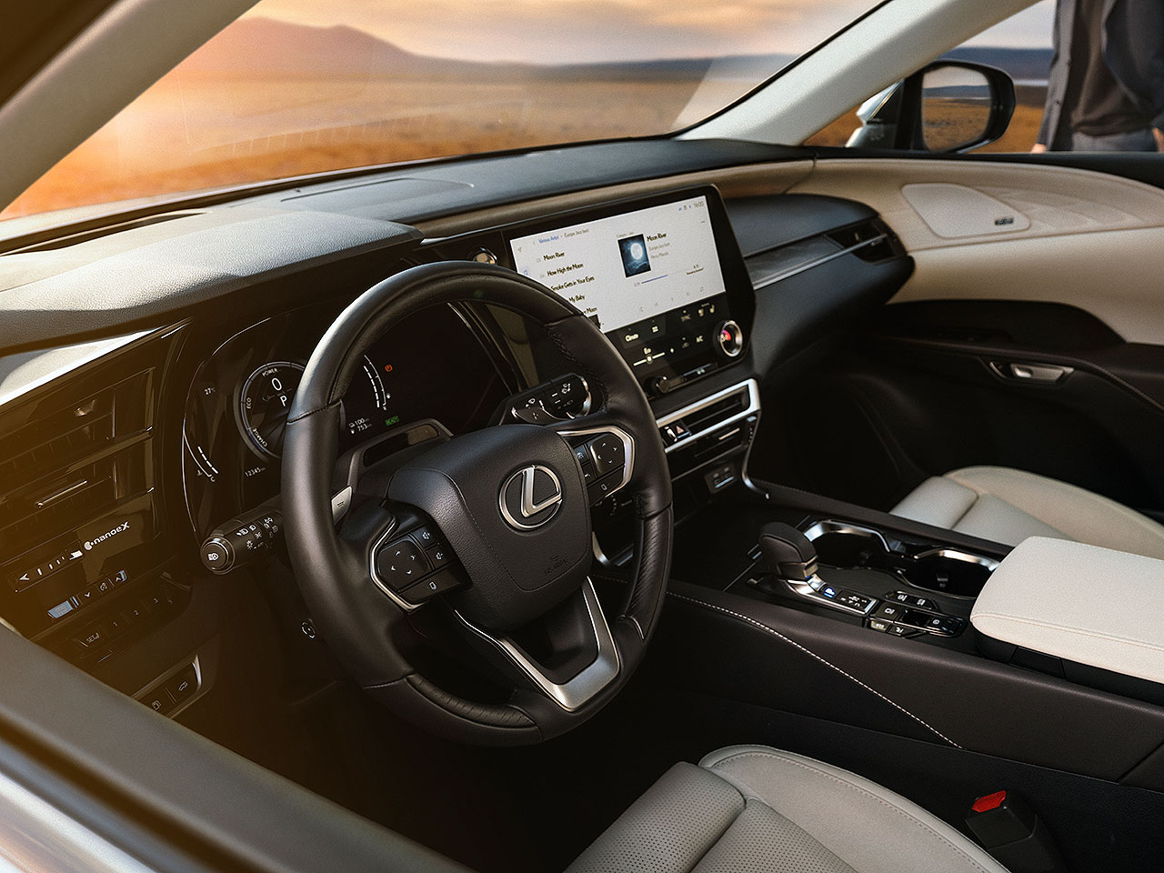Lexus�RX 2023 - painel
