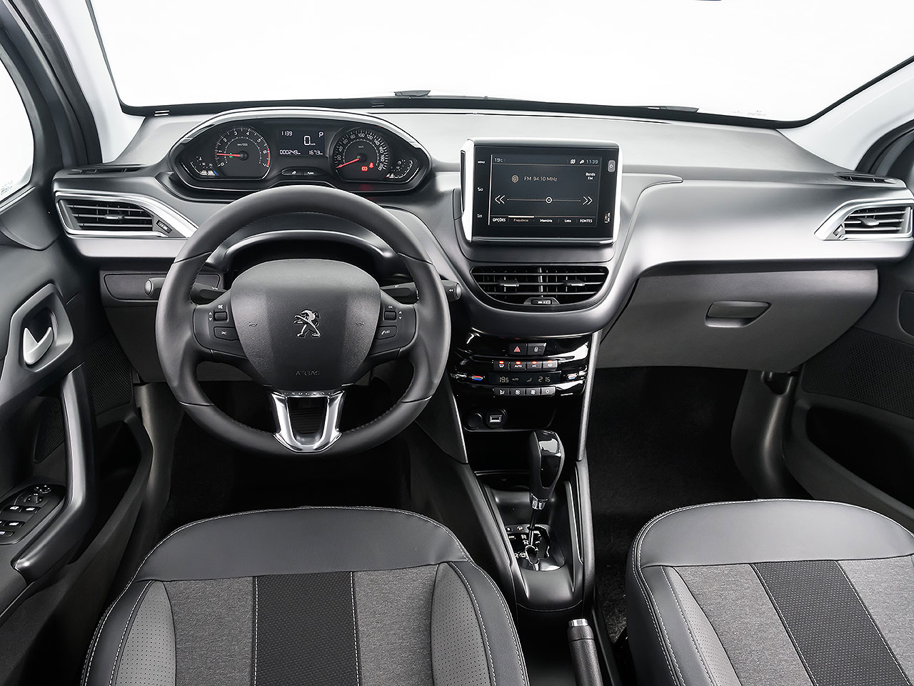 Peugeot�2008 - Foto 37 de 139 - 1600 x 1200 pixels2023 - painel