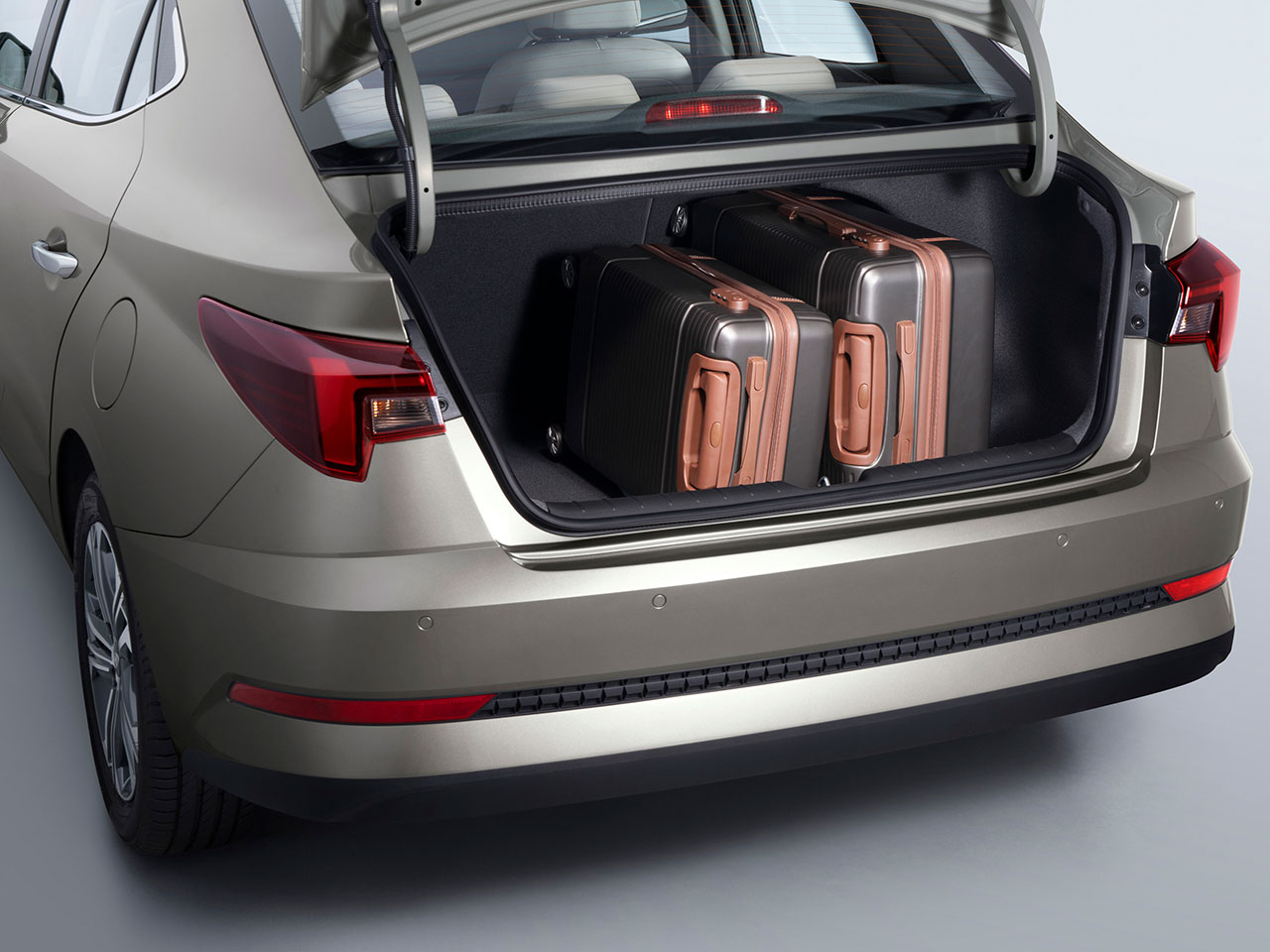 Hyundai�HB20S 2023 - porta-malas