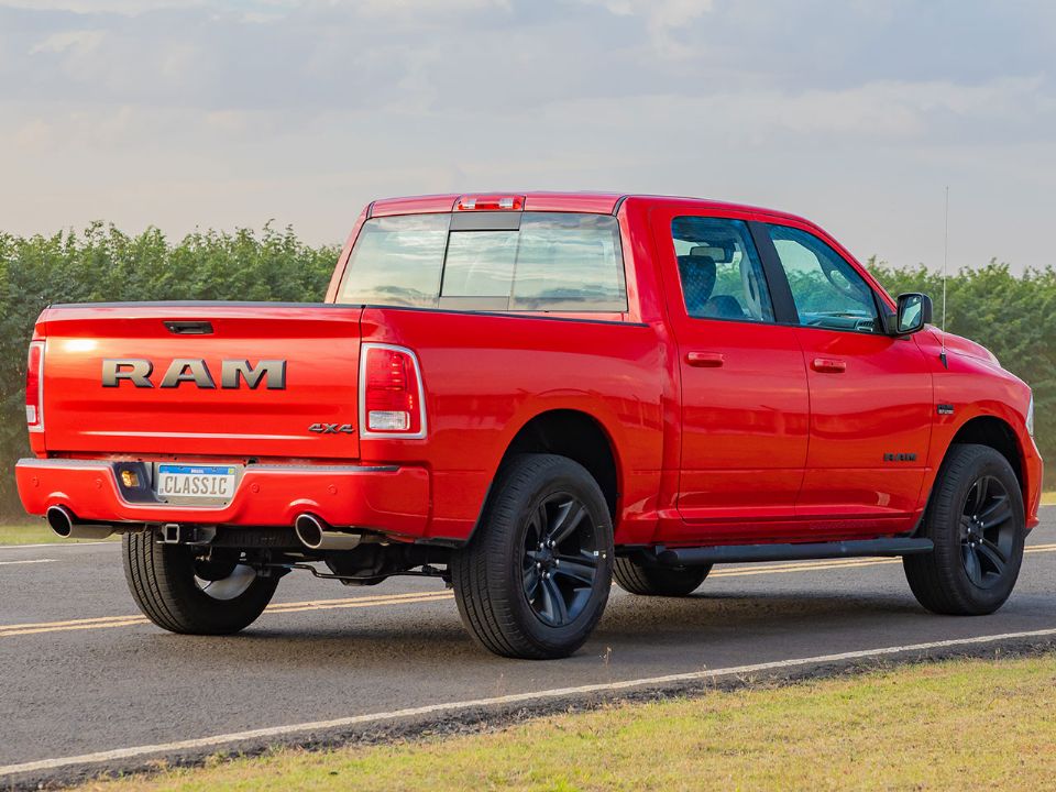 Ram Classic Laramie Night Edition