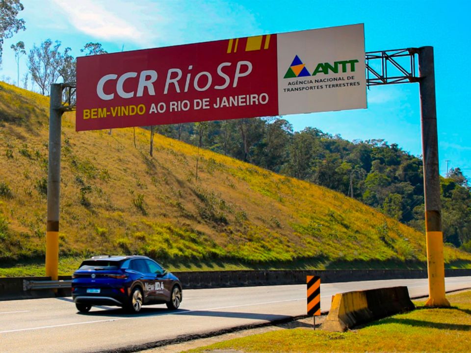 Avaliação contou com o uso normal do carro, com ar-condicionado ligado e todos os sistemas operando
