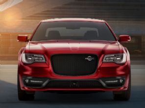 Chrysler 300C ganha série especial de despedida nos EUA