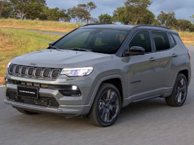 Compass e mais 4 SUVs m�dios pelo pre�o de um Avenger b�sico