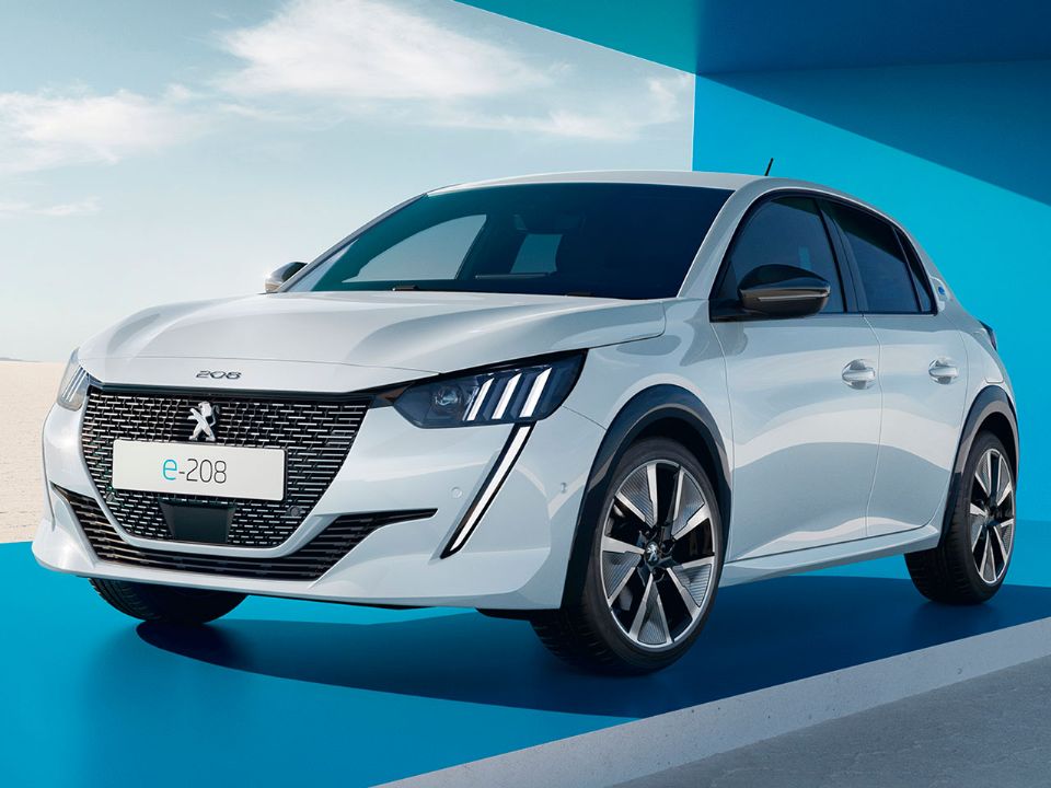Peugeot e-208