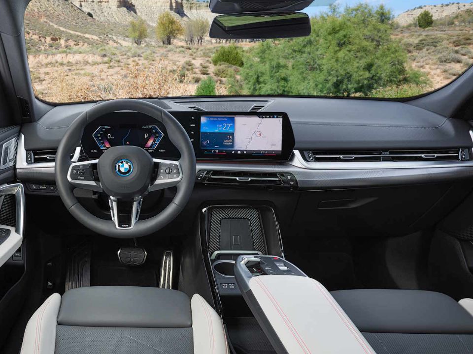 BMW�X2 2024 - console central