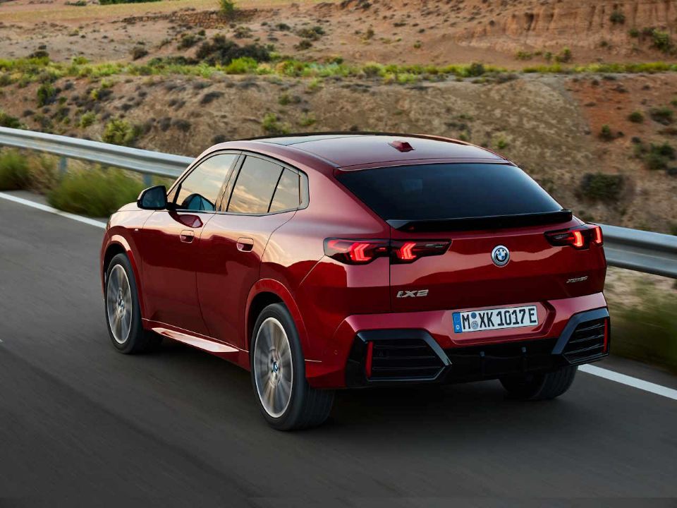 BMW�X2 2024 - �ngulo traseiro